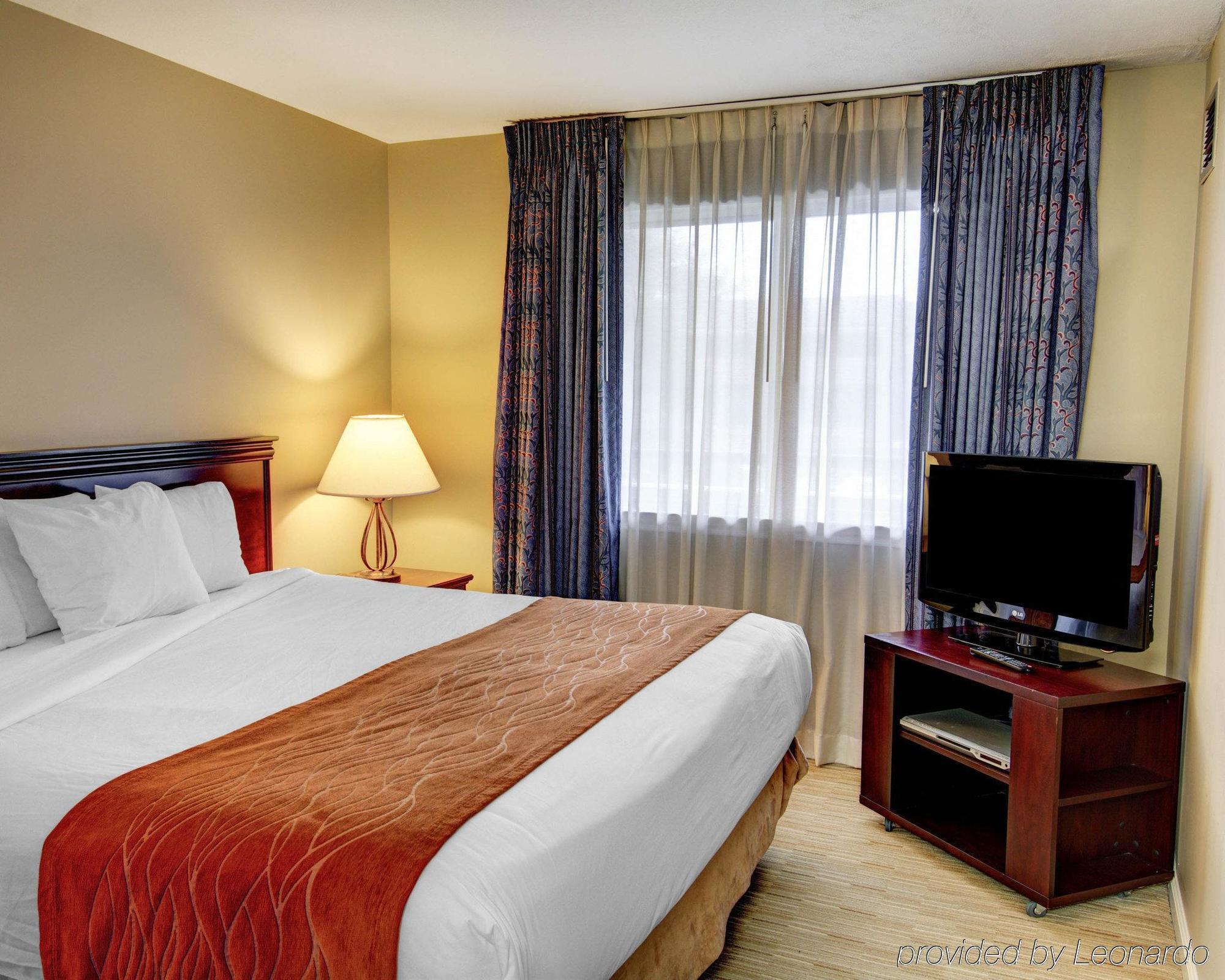 Quality Suites Rockville Bagian luar foto