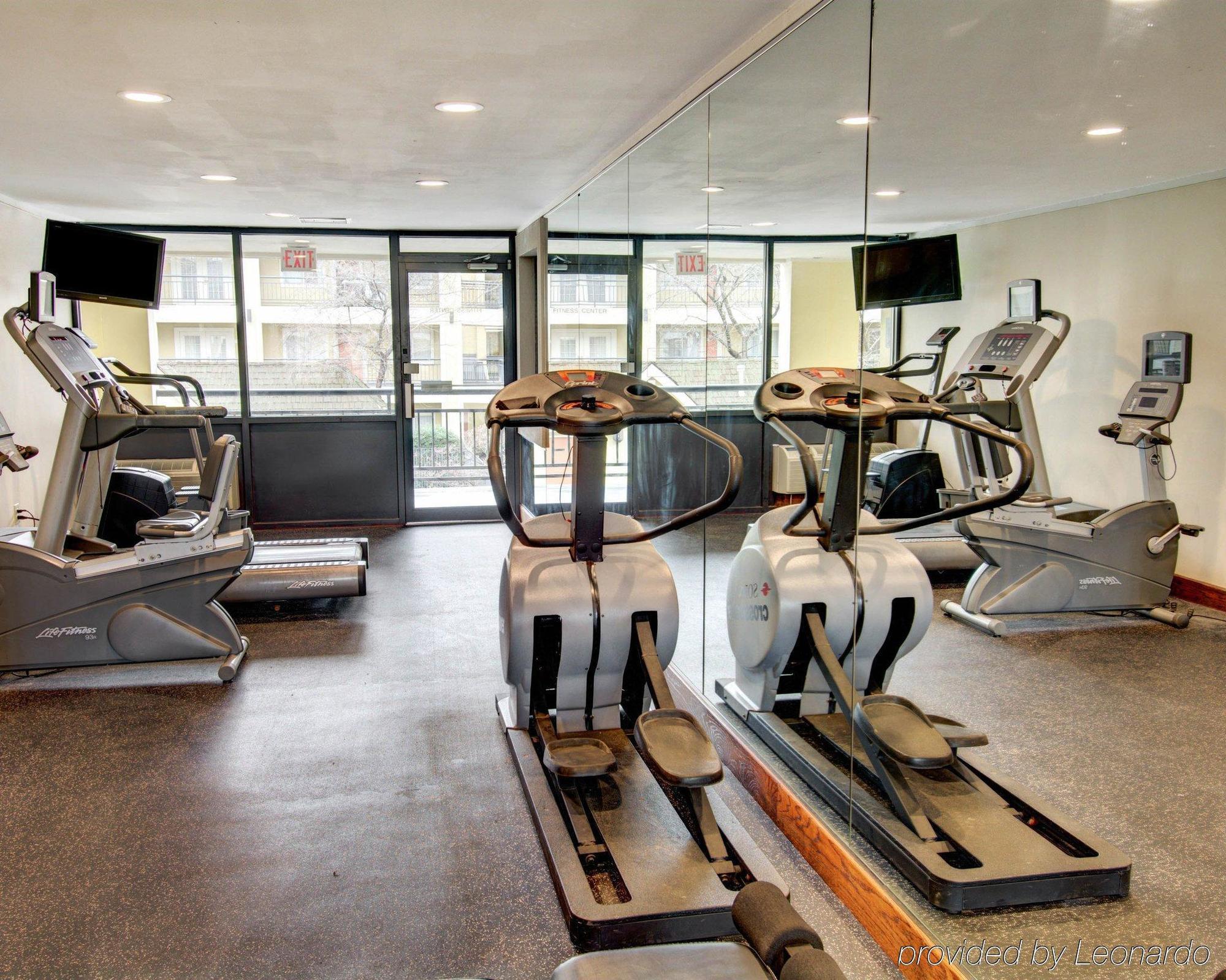Quality Suites Rockville Bagian luar foto